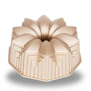 Deco Non-stick Cast Aluminum Fluted Tube Pan