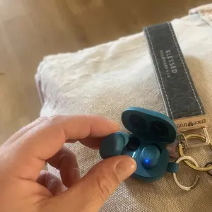 Product Review of JLab JBuds Mini Earbuds - Smallest Bluetooth Earphones, IP55 Splash/Dust Proof, Custom EQ, Touch Controls, 20HR Battery Life, for iPhone & Android, Compact Design for Travel, Earbuds For Sleeping from m**y 🤍**