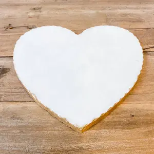 The Royal Standard - Heart Shaped Marble Serving Board   White/Gold   9x8.5x.5