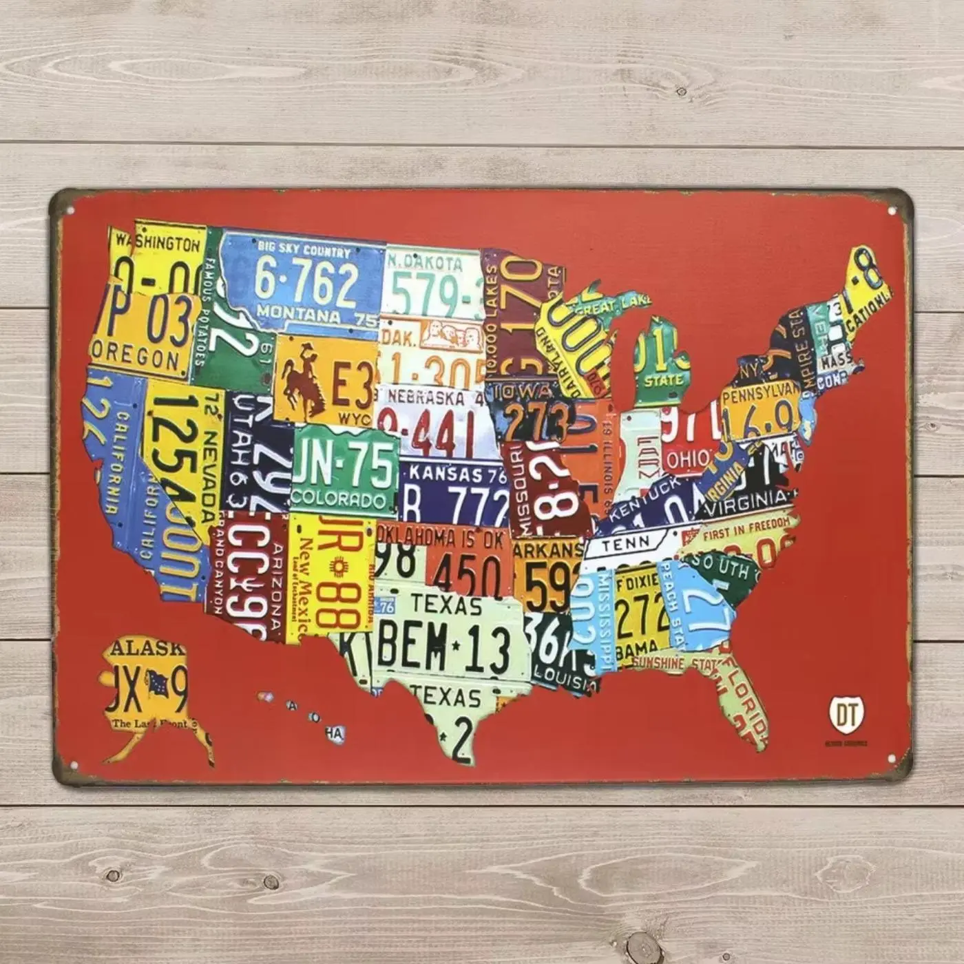 Vintage Style Us Route 66 Metal Map License Plate Sign, Attractive Wall Decor Plaque for Garage, Bar, Home, Western Decor, Perfect for Walls