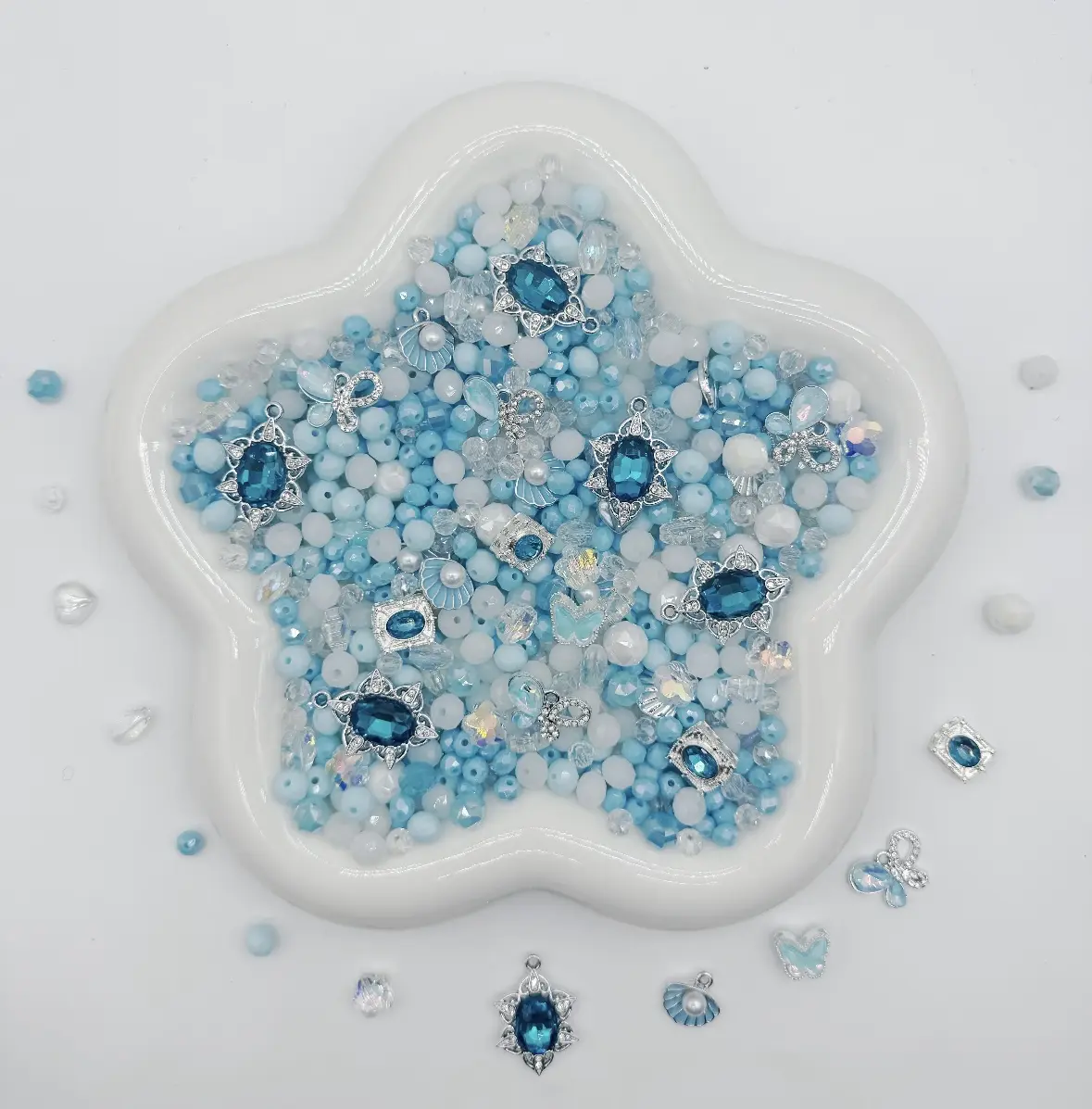 Ice lagoon-Blue Mix Beads Charms