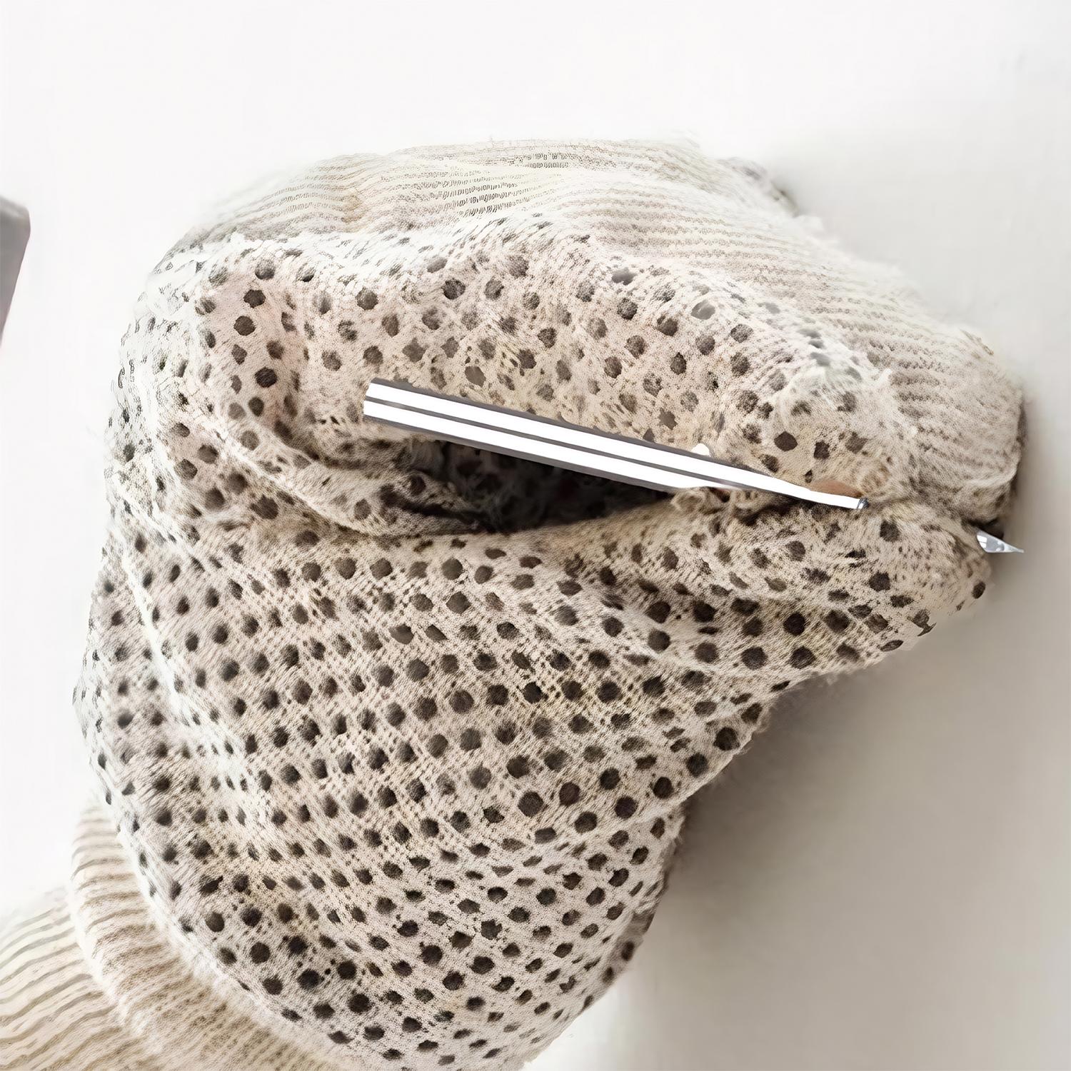 Non-Marking Double-Headed Skirting Nails, No Drilling Required Damage-Free Wall Nails, Easy Installation Mounting Kit for Baseboards, Wall Panels, Furniture Cover Plates, Sturdy Invisible Skirting Board Nails