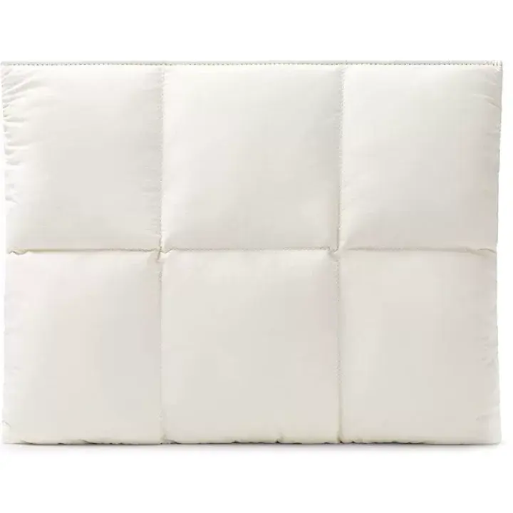 2025 Quilted Puffy Laptop Sleeve - Fleece-Lined, Magnetic-Closure Protective Case for 13-14 in Devices, Shock-Absorbent, Stylish, Creates Scratch-Free Environment for Leisure/Outdoor Commutes