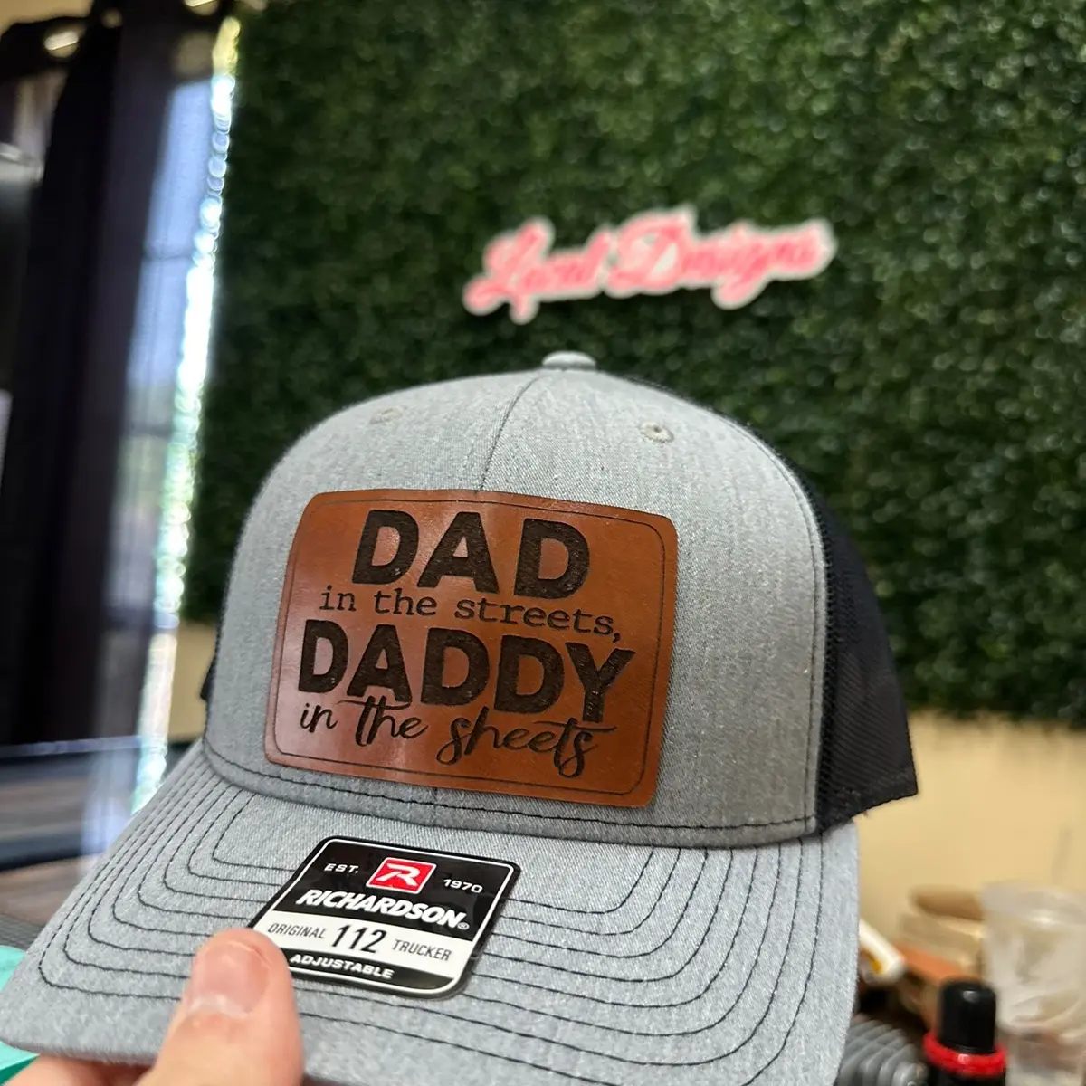 Dad in the streets, Daddy in the sheets Richardson 112