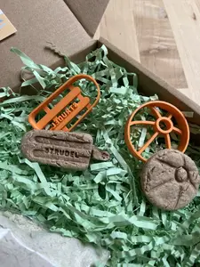 Dog Days of Summer Personalized Dog Treat Cookie Cutters - Easy to Use & Perfect for Pet Lovers Looking for Summer Fun