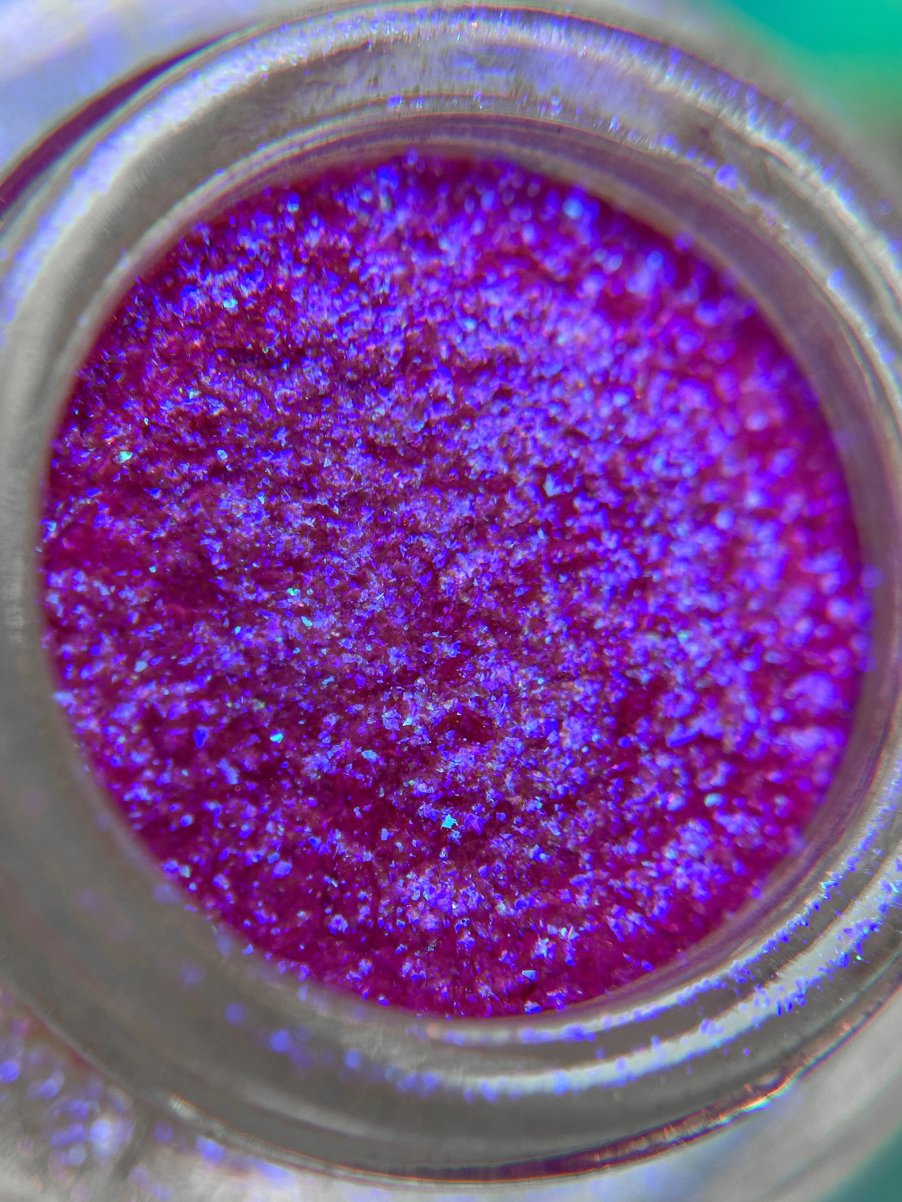 Venus - Chromatic Iridescent Loose Eyeshadow