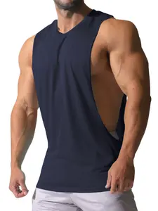 Men's large open side slit sleeveless tank top, street casual style, breathable knit fabric, with side slit detail, suitable for streetwear, fitness training and summer wear.