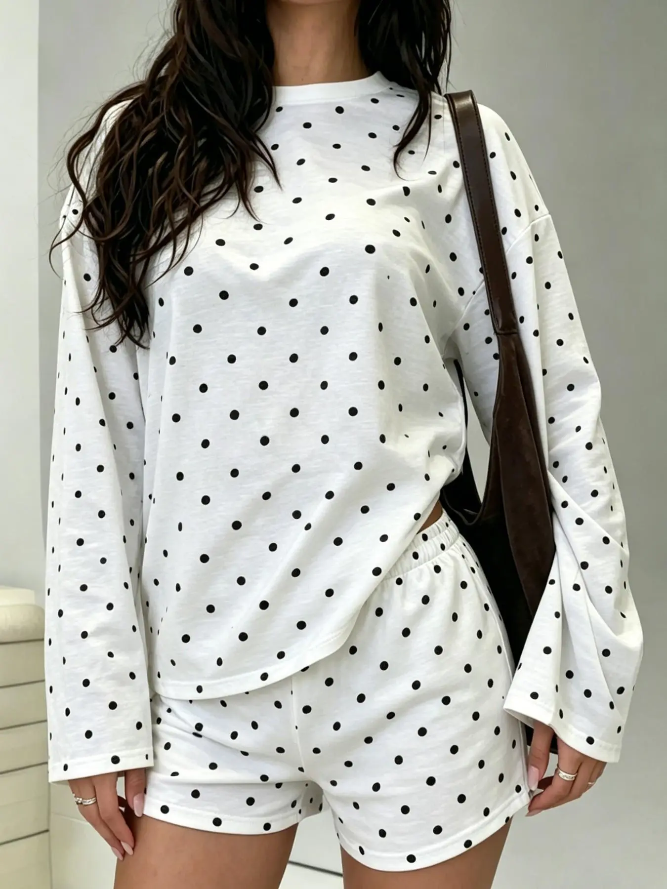 Women's 2 Pcs Color-Block Striped Matching Set - Loose Long-Sleeve Bell-Sleeve T-Shirt for Women, High-Waisted Shorts with Contrasting Piping, 5-Color European/American Casual Lounge Set for Home Wear, Everyday Tops Fit Womenswear