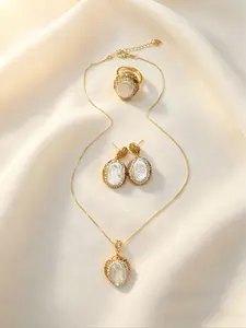 Women's Baroque 3-Piece Jewelry Set, Elegant Design, Charming Accessory Collection