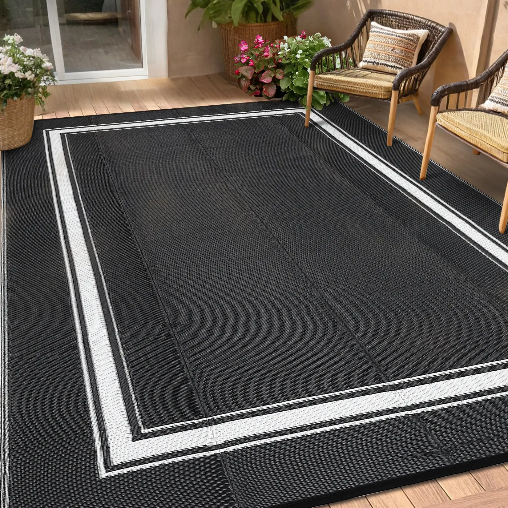 Outdoor Bordered Rug 100% Virgin Polypropylene Plastic Reversible Eco-Friendly Waterproof Easy to Clean Versatile for Balconies Terraces Beaches RVs Picnics and Pools