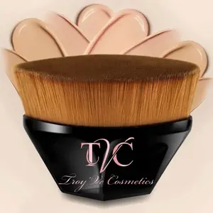 Pamper Me Pretty Kabuki Brush