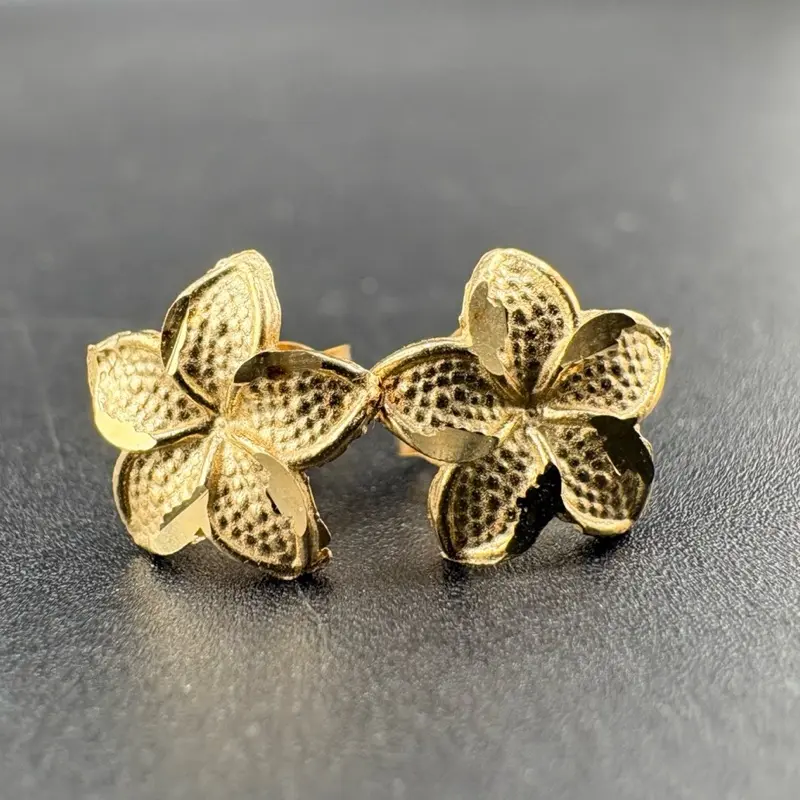 14K Gold Hawaiian Flower Earrings 14K Gold Hawaiian Flower Earrings