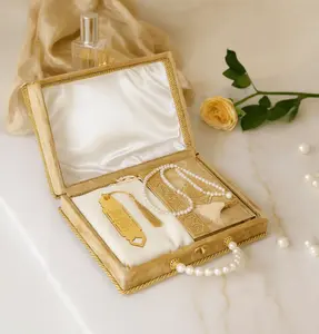 Luxury Pearl Islamic Gift Set - Velvet Box with Quran, Hijab, Tesbih, & Bookmark - Gold