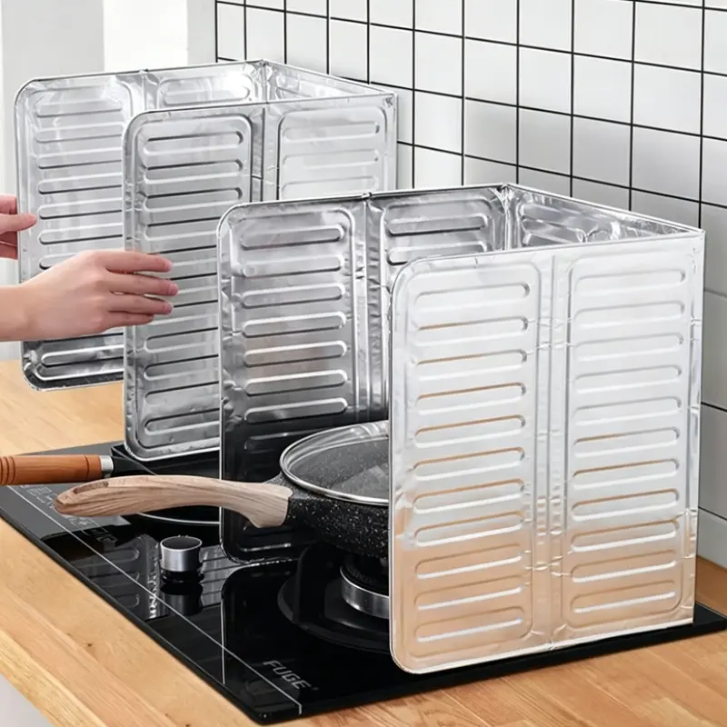 Aluminum Foil Oil Barrier, Foldable Gas Stove Splash Guard, Kitchen Cooking Oil Splatter Protector, High Temperature Resistant, Kitchen Cooking Accessories, Home Kitchen Accessory