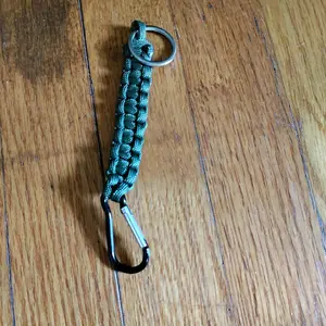 Paracord keychains