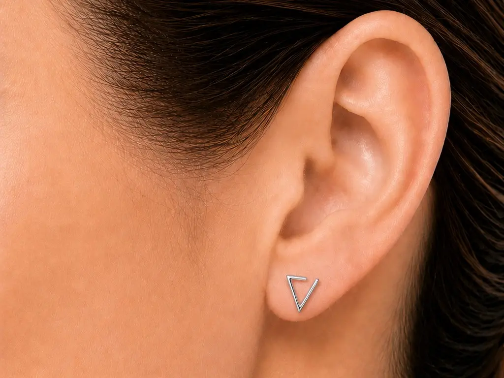 999 Fine Silver Open Triangle Stud Earrings (1 Pair)