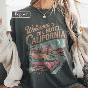 Comfort Colors Retro 70s Rock Shirt, Vintage California Band Tee, Classic Rock Graphic T-Shirt, Nostalgic Road Trip Apparel, Music Festival Style