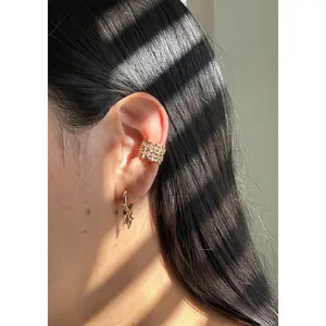 Ear cuff Valeria Ear cuff Valeria