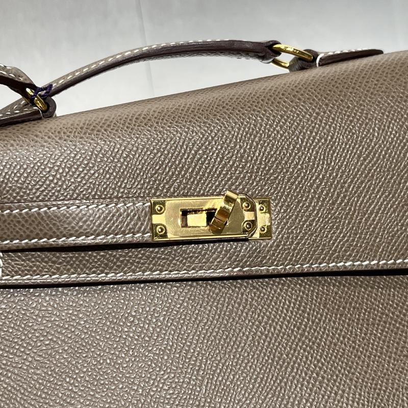 Pre-owned HERMÈS Epsom Shoulder Bags Hermes Kelly Sellier 20 “En Désordre” in Etoupe (U stamp)