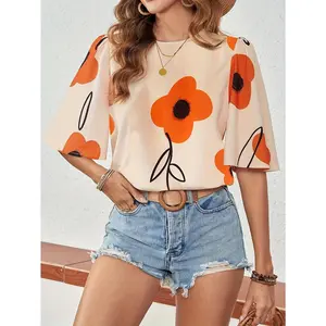 Women's Floral Print Flare Sleeve Blouse, Fashionable Loose Casual Crew Neck Shirt, Ideal for Daily Wear and Vacations, Trendy Summer Women's Top