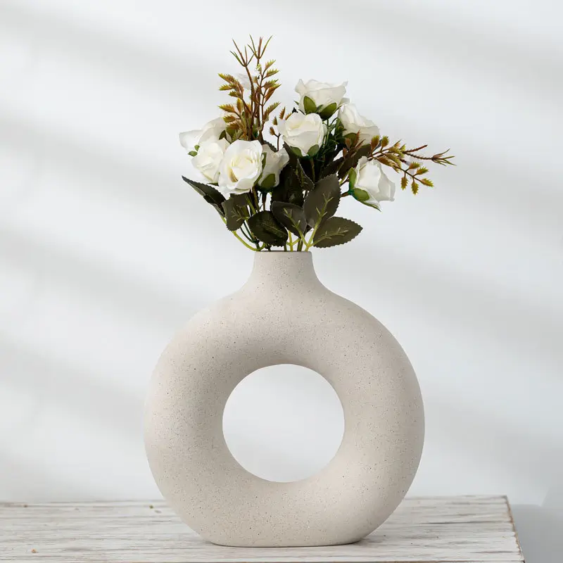 New Style Modern Beige Porcelain Vase Frosted Particle Flower Arranging Device for Decor Ornaments Semi-Manual Production Simple Design