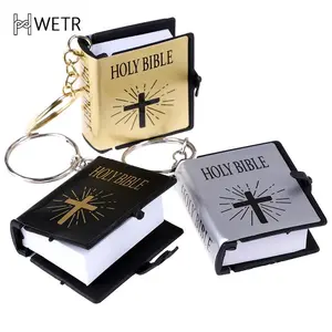1Pc Bible Keychain Pocket Edition English Bible Keychain Keyring Christianity Fun English Book Keychain