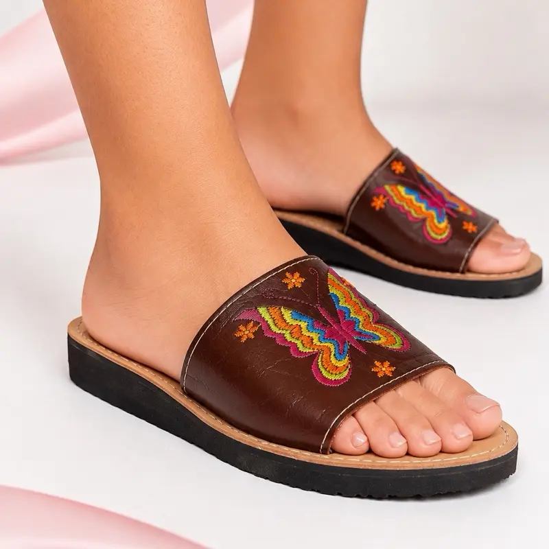 Huarache Mexicano - Mexican Leather Huaraches Handmade Flatform Women's Shoes with sunflower & Sunflower Pattern Closed Toe Comfortable Dayli use - chancla oscura ancha girasol - chancla café mariposa