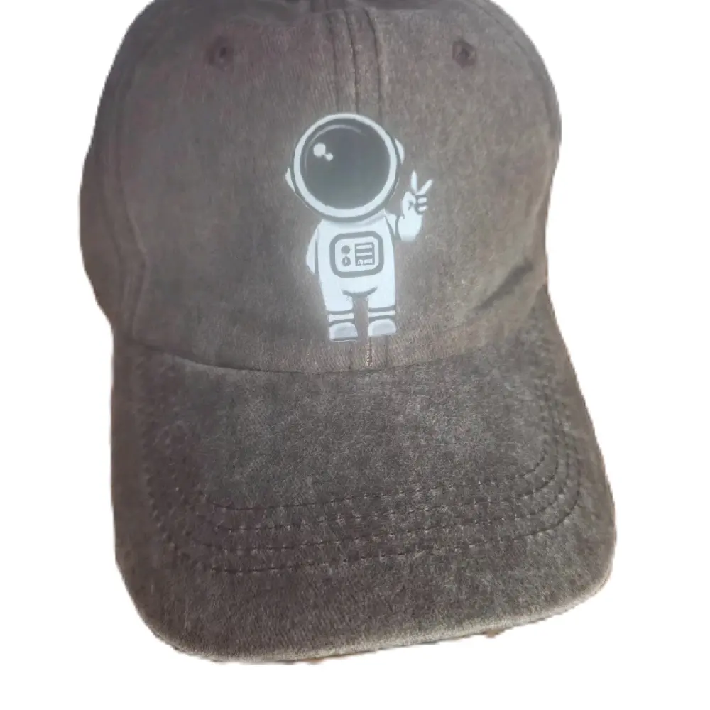 Astronaut Design Baseball Cap - Gray Adjustable Hat for Men Women