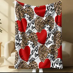 Colorful Love Pattern Printed Blanket, Facecloth Blanket, A Lot of Love Elements, Full of Warm and Personalized Romantic Atmosphere, Soft and Comfortable, Suitable for Sofa, Bedroom and Travel, Suitable for All Seasons