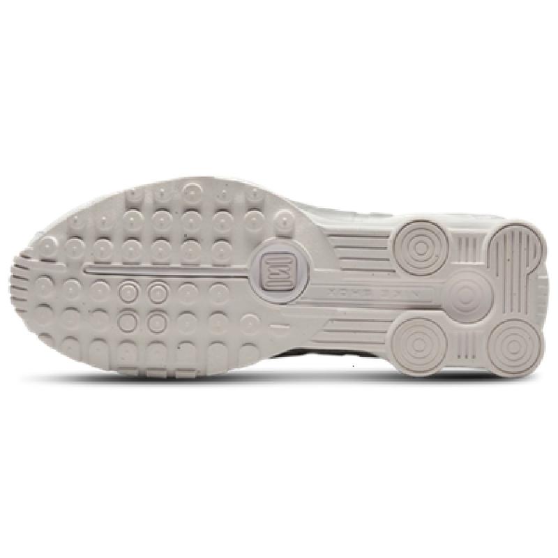 Women's Nike SHOX R4 White/White-Metallic Silver (AR3565 101)