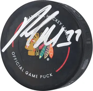 Pat Maroon Chicago Blackhawks Autographed Official Game Puck - Fanatics Authentic Certified