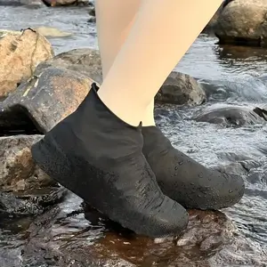 Unisex Low-Top Latex Rain Shoe Covers, Thick Anti-Slip Durable Outdoor Silicone Coating, Portable Elastic Travel Shoe Sleeves