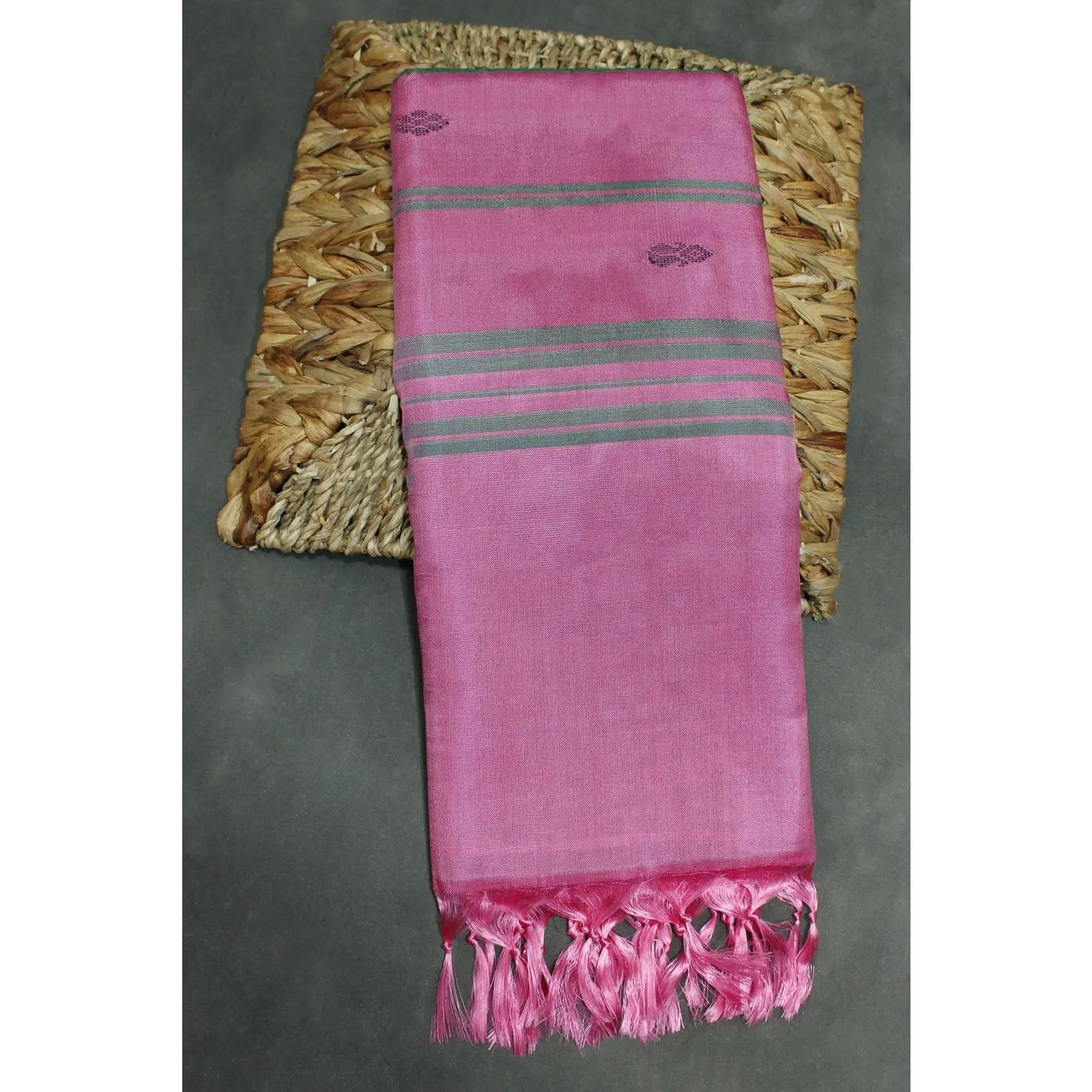 Women's Magenta Pink Body Ethnic Vaazhai Naar (Banana Pith) Saree - 5.5m, Handwoven, Small Buttas, Contrasting Green Pallu, Stripes, Tassels, Dry Clean Recommended, Gentle Hand Wash, Female, 5.5 Meters
