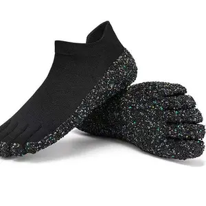 split-toe shoes socks shoes Suitable for yoga, indoor and gym workouts, breathable and comfortable, non-slip rubber sole