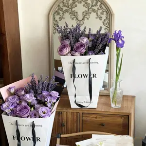 5pcs Elegant Paper Flower Gift Bags with Handles, Rectangular Floral Gift Bags for Christmas, Valentine's Day, Fashion Design