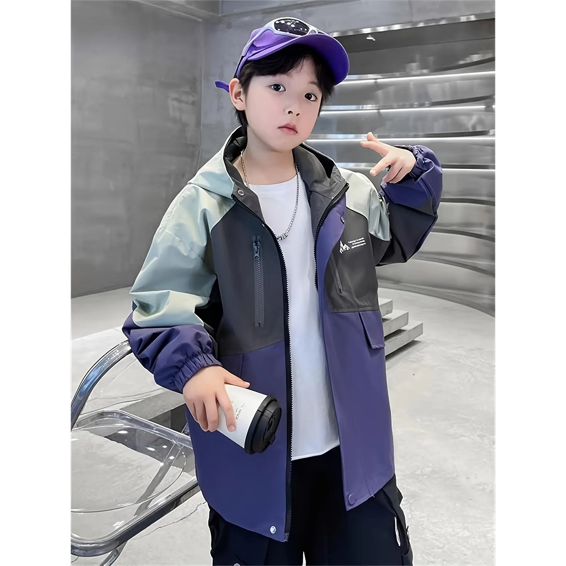Prepare for Adventure with The 2026 Boys' Color-Block Windbreaker Designed for Exploration