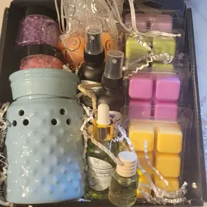 Wax Melt Gift Set/Wax Melts/Gift Set/Scented Wax Melts/Soy Wax Melts wax warmer plugin wax melts /wax tarts linen spray. wax melt gift set