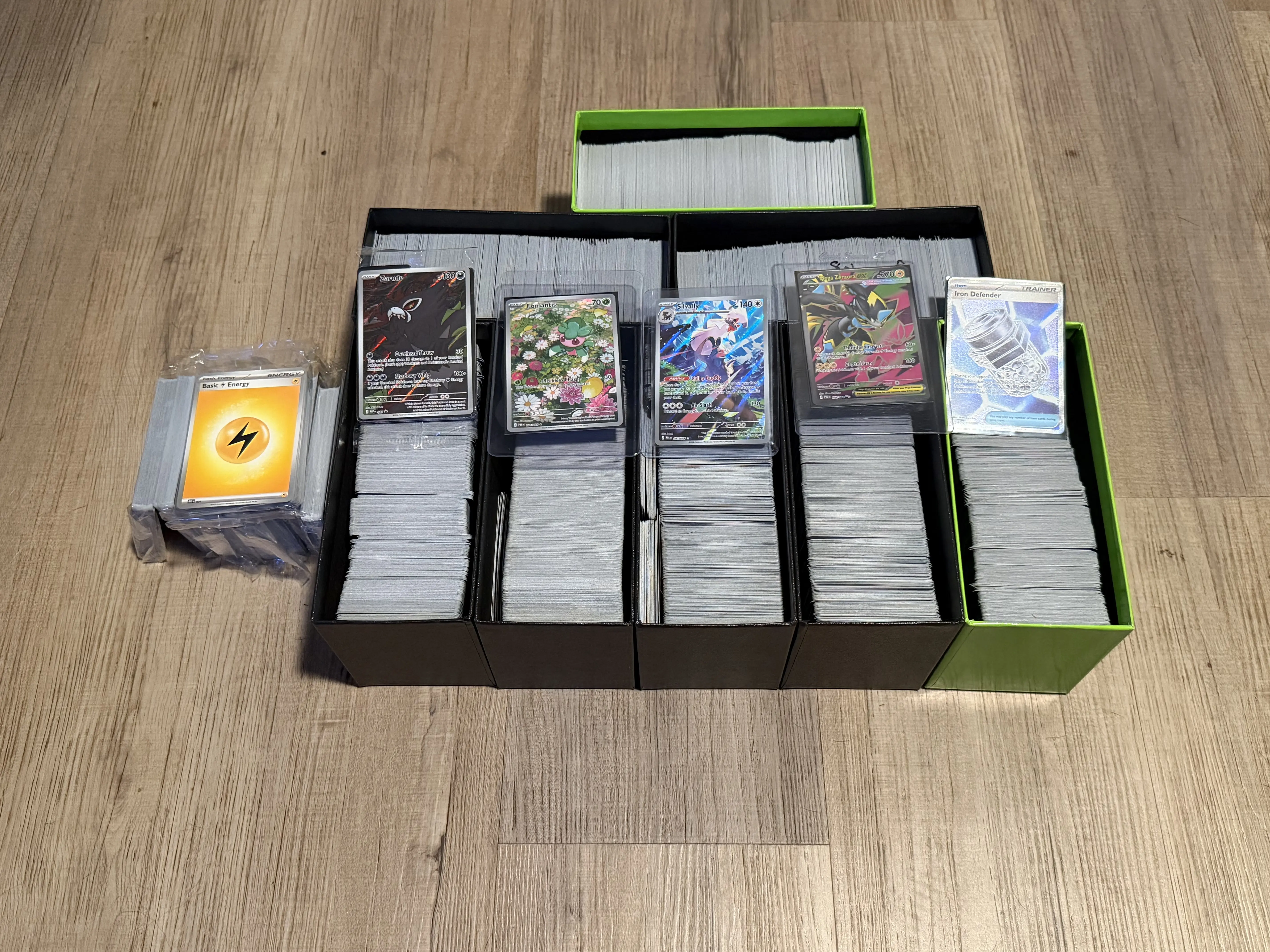20 RANDOM ENGLISH POKEMON, Guaranteed atleast 5 Holos!!