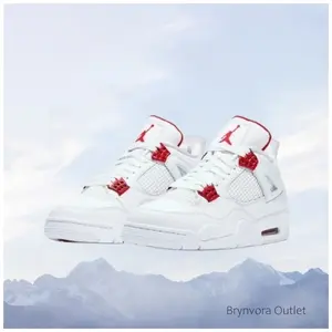 Red metallic colorway, fashionable retro trendy casual versatile mid-top basketball shoes