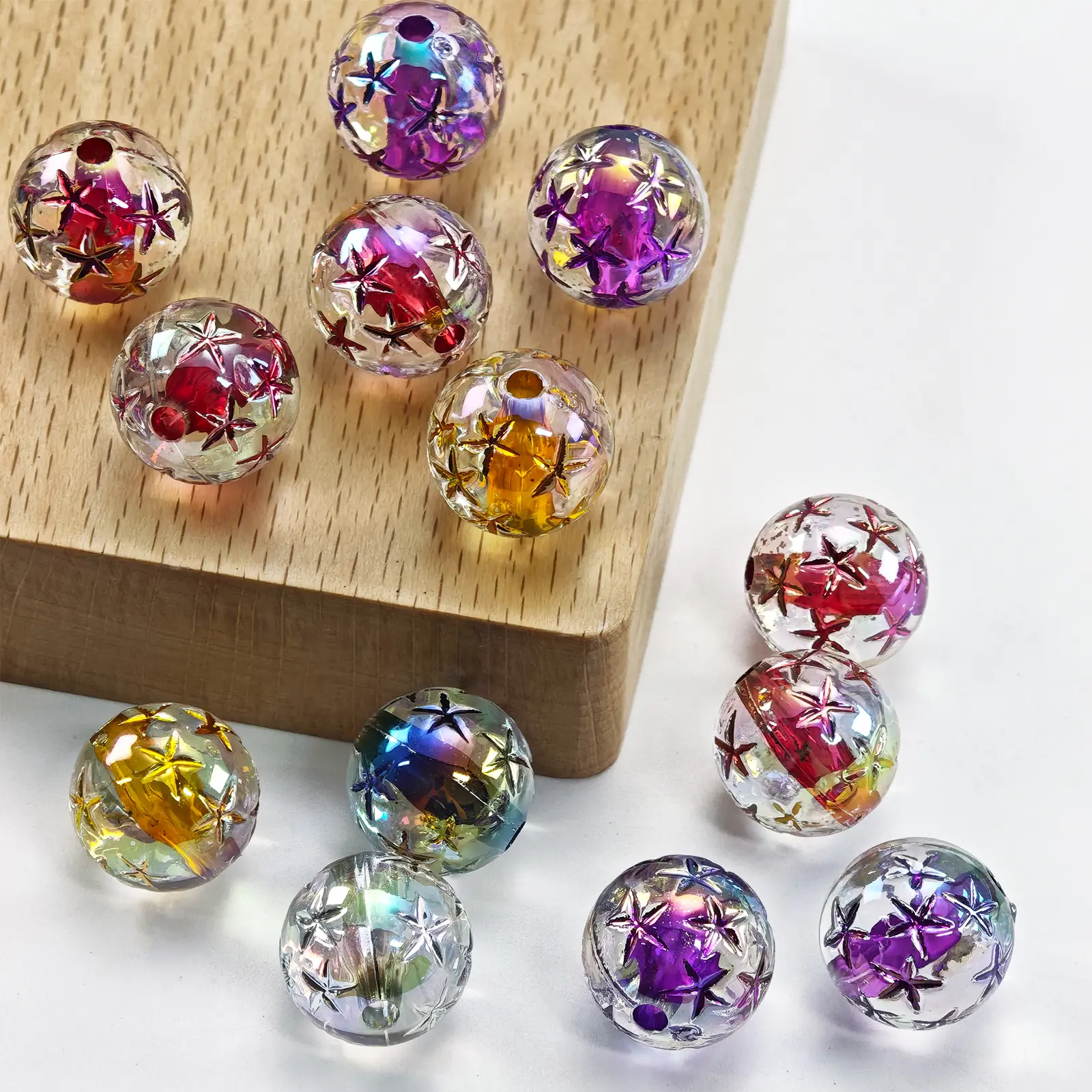 20Pcs Bulk Color Star Inlaid Clear Acrylic Faceted Beads, Glossy Iridescent Round Beads for Handmade Bracelets, Necklaces & Ornament Crafts