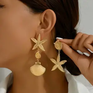 1 Pair of Ocean Vacation Style Starfish and Seashell Earrings for Women, Asymmetrical Design, Vacation Vibe Ear Accessories