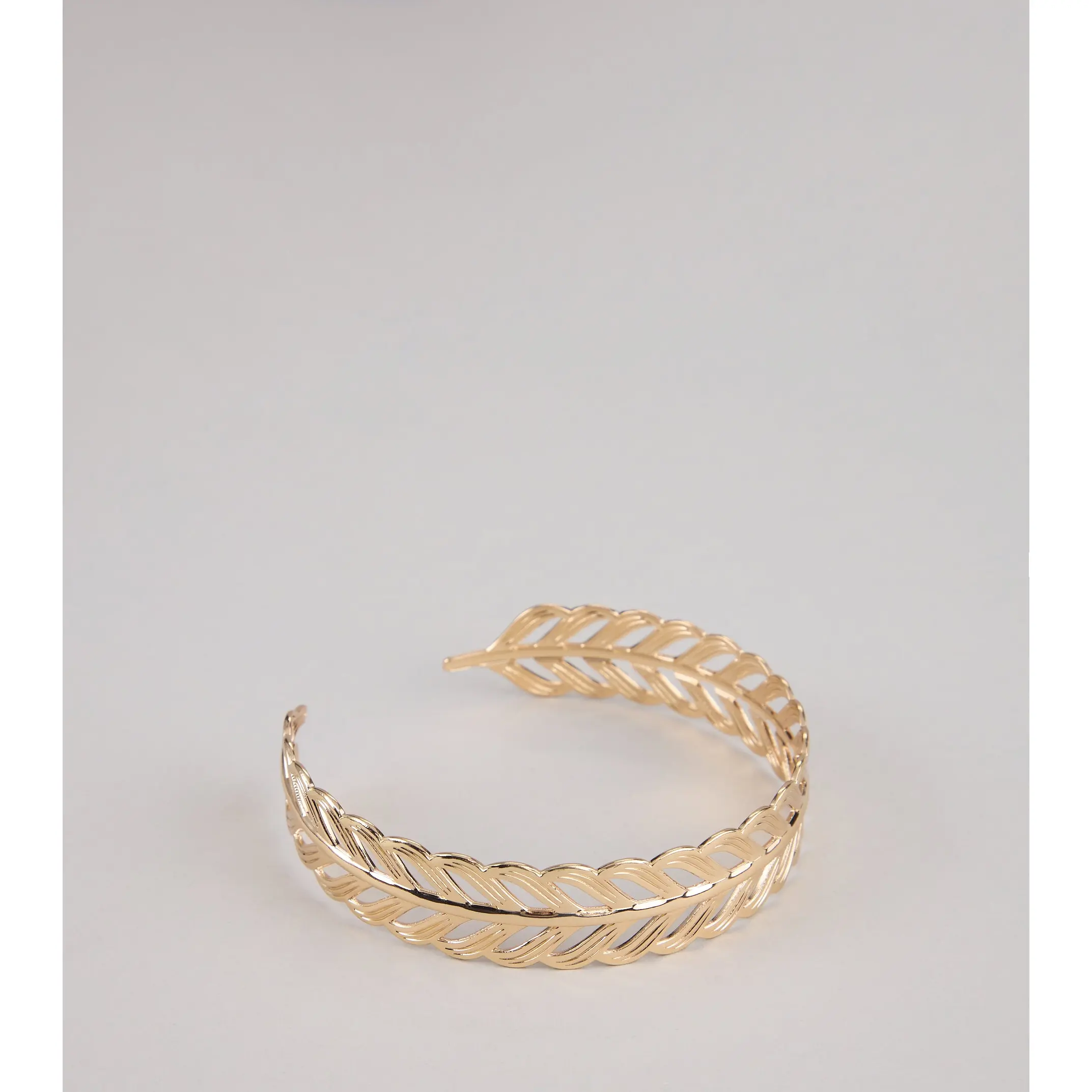 Stay Golden Leaf Arm Cuff