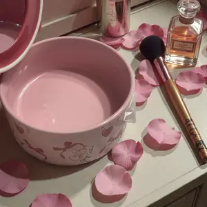 Juicy Couture Pink Ceramic Trinket Jar  Heart Bow Vanity Jewelry Box