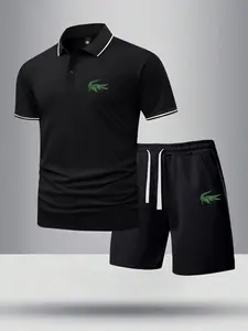 Men’s summer regular-fit cotton short-sleeve polo shirt and cotton shorts set featuring a mechanical crocodile print. Fashionable casual menswear for going out, with pocketed athletic elastic-waist drawstring shorts. Two-piece set suitable for running, go