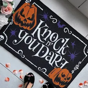 Pumpkin Theme Halloween Rug, Soft Plush Entrance Mat, Fun Door Decor, American Retro Style, Suitable for Bathroom, Living Room, Bedroom, Fluffy Rug