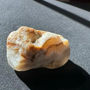 Hand Collected Rough Gemmy South Dakota Prairie Agate- beautiful specimen! Already has a nice finish. Lace banding!!