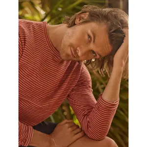 Long Sleeve Stripe Crew In Red Ochre