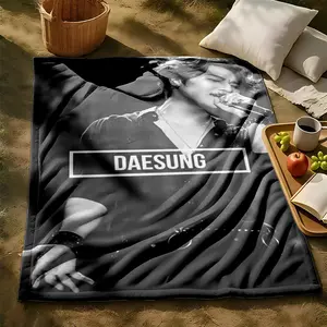 1 piece DAESUNG's Powerful Live Performance Presence themed flannel blanket - Microfiber fluffy flannel sofa blanket, suitable for beds and sofas, modern design, all-season multi-purpose use, digitally printed pattern, 100% polyester material