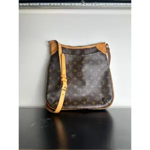 Pre-owned Canvas Shoulder Bags Louis Vuitton Monogram Boulogne 30