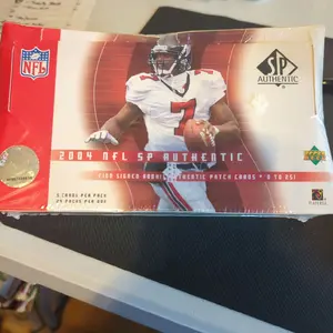 Upper Deck 2004 NFL SP Authentic Trading Card Pack - 5 Cards Per Pack, 25 Packs Per Box, Signed Rookie Cards